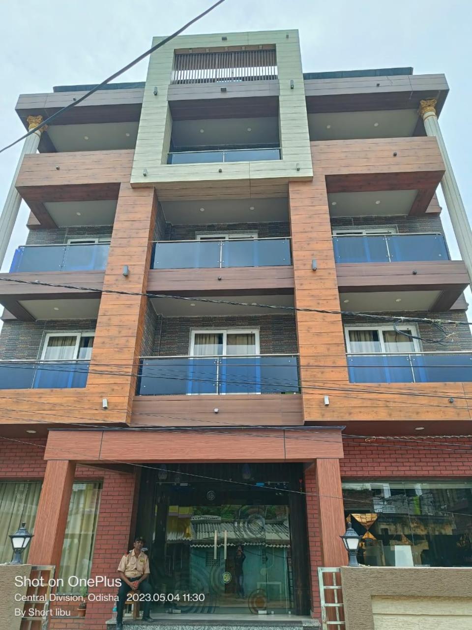 Hotel Kuber Palace ! Puri Near-Sea-Beach-And-Temple Fully-Air-Conditioned-Hotel With-Lift-And-Parking-Facility Εξωτερικό φωτογραφία