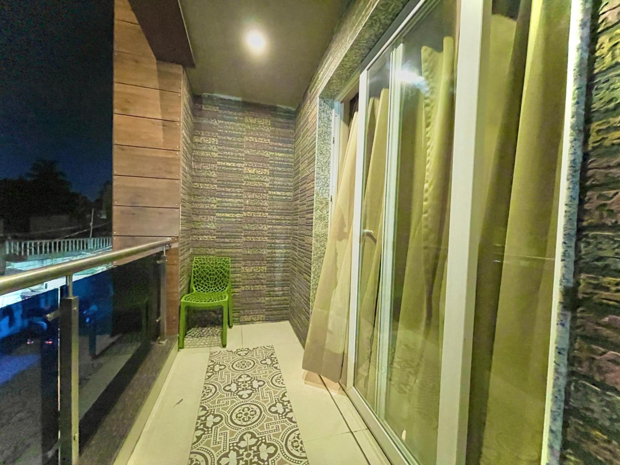 Hotel Kuber Palace ! Puri Near-Sea-Beach-And-Temple Fully-Air-Conditioned-Hotel With-Lift-And-Parking-Facility Εξωτερικό φωτογραφία